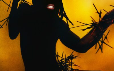 Le trio éclectique écossais Young Fathers sort un album intitulé « Heavy Heavy ».