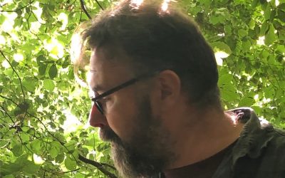 Entre archéologie et édition